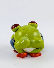Load image into Gallery viewer, Franklin Tree Frog Hand Sculpted Glass Figure