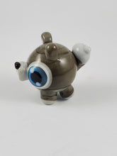 Load image into Gallery viewer, Lupe Wolf Hand Sculpted Glass Figure