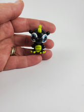 Load image into Gallery viewer, Phedre Baby Dragon Hand Sculpted Glass Figure